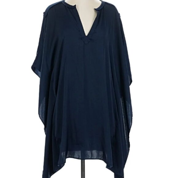 BCBGMaxAzria Dresses & Skirts - BCBGMaxAzria Navy Midi Dress size M/L NWT